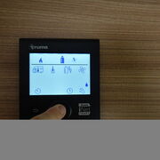 Schwarzen Knopf bet&auml;tigen