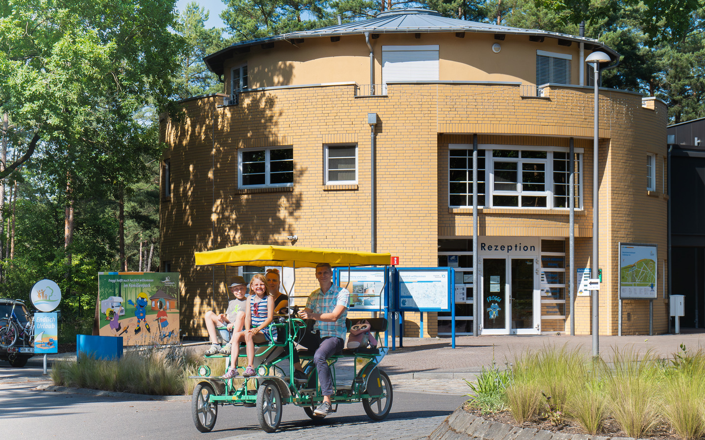 Spaß mit den Tretmobilen von ibaaktivtours, Foto: Rico Schwarze - Glücksfoto GbR