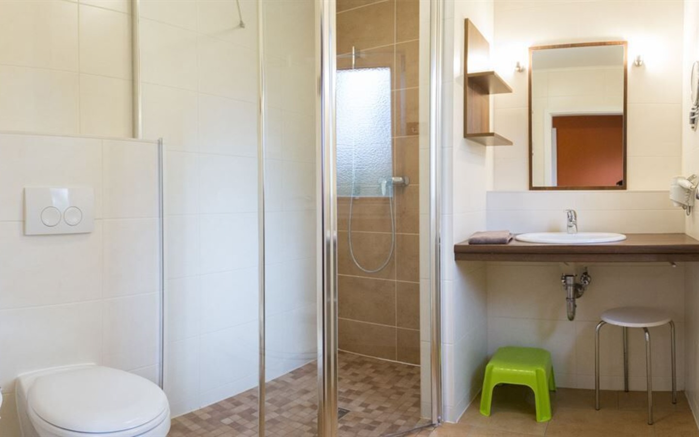 42c4fbe7-fa34-4d52-9909-74833b3549ee