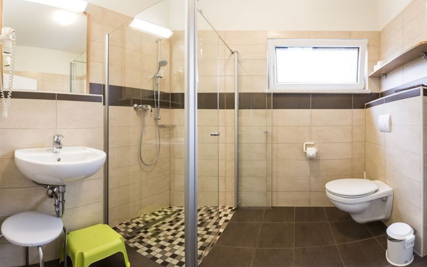 beee6341-07fb-4a9d-a63a-e281f8ed3b6e