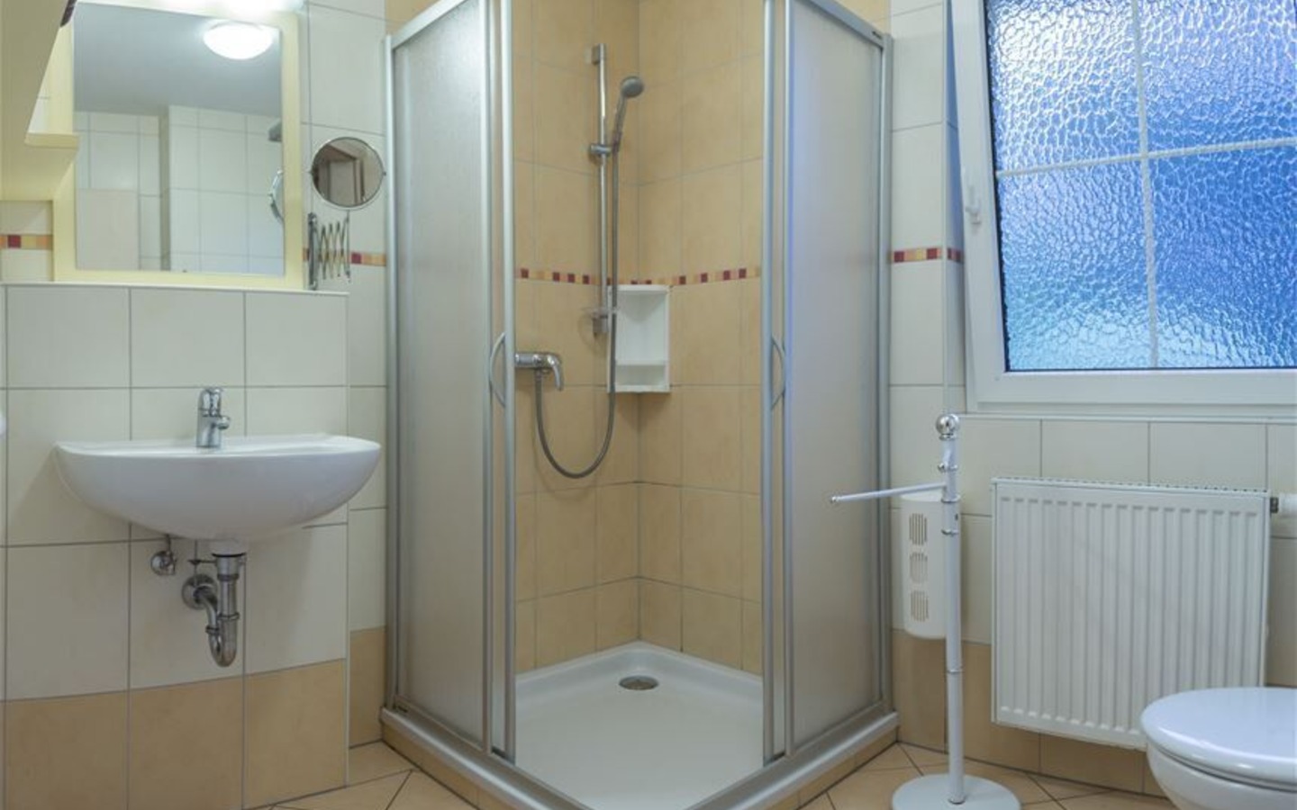 4d98924c-537b-4bba-80d7-ef9646c8f089