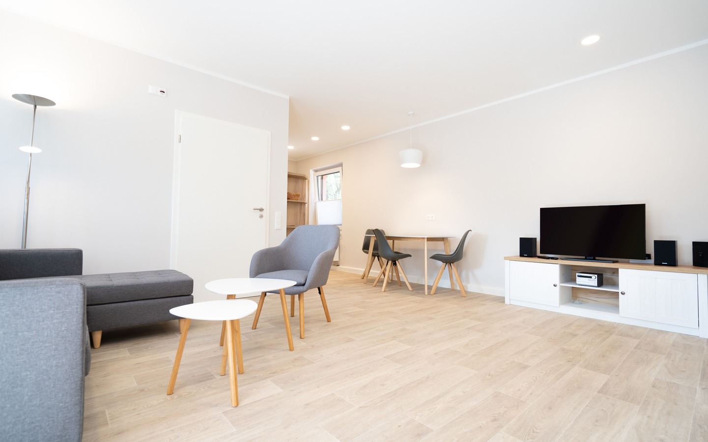 5bf7844b-4c7e-404a-b89c-7919fe8d0d71