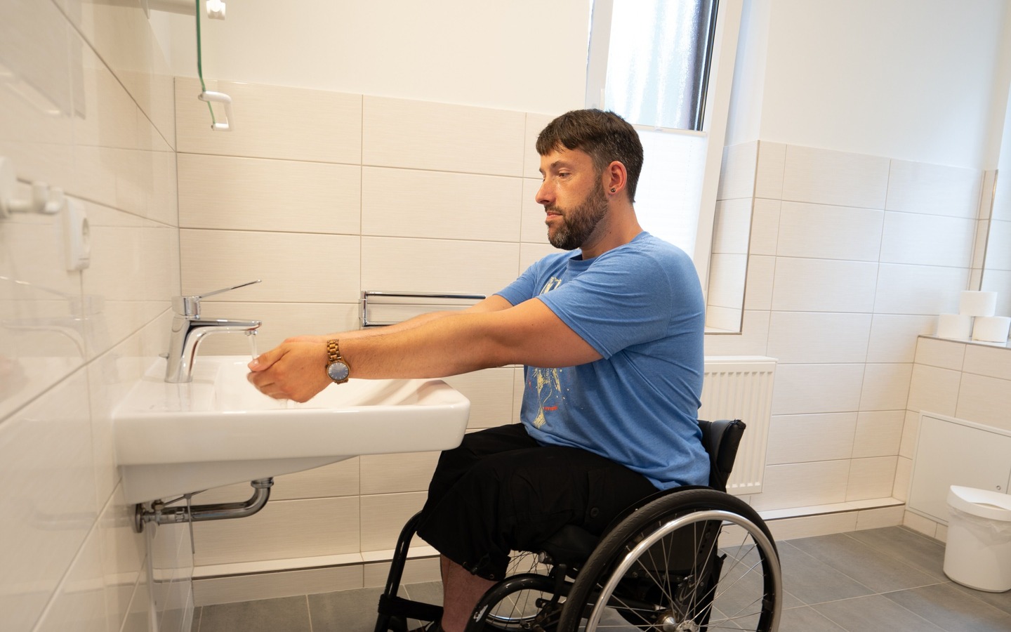 f747ca52-ea39-48b8-b2c0-fb81c754c21d