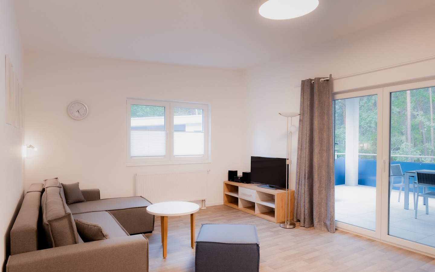 9b7e63e0-08a4-4afe-8ac7-0e082af185d7