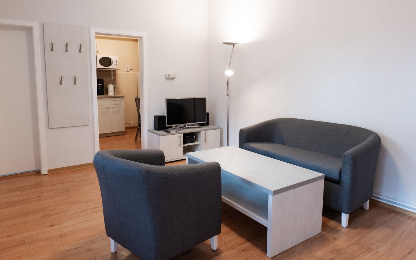 0d249f73-2a7a-491b-8933-11e33cc07cde