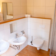 Privates Mietbad f&uuml;r Familien im Sanit&auml;rgeb&auml;ude, Foto: Christian Gro&szlig;e