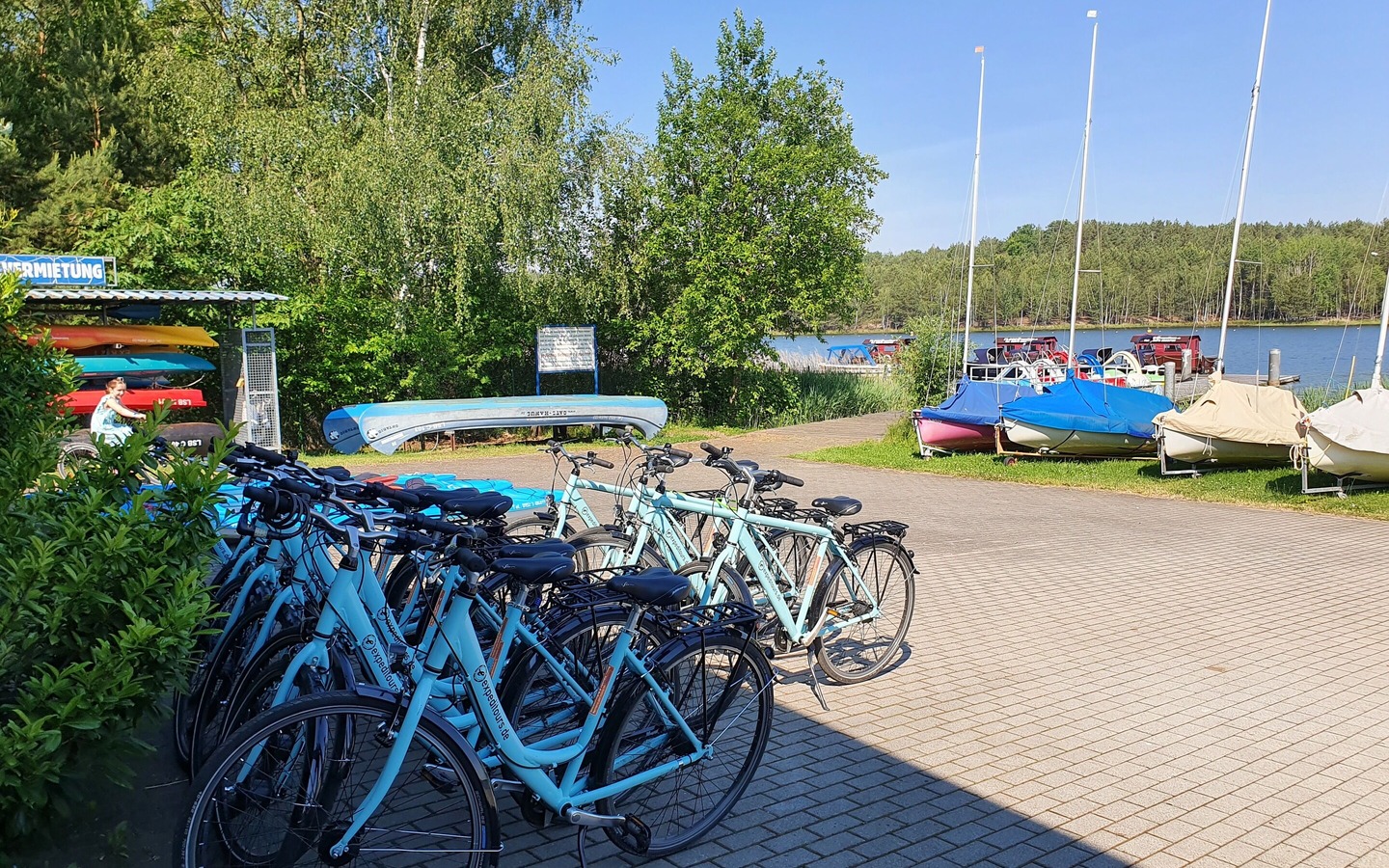 Fahrradverleih, Foto: Manuela Zahn, Lizenz: Expeditours