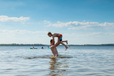 Baden am Seestrand Großkoschen, Foto: Rico Schwarze - Glücksfoto GbR