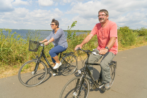 Fahrrad fahren am Senftenberger See, Foto: Harry Müller