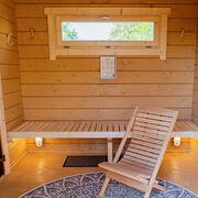 Vorraum mit Ruhezone in der Sauna, Foto: Gl&uuml;cksfoto GbR - Rico Schwarze