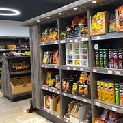 Snacks im Seesternmarkt, Foto: Julia Kussatz