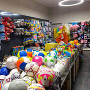 Strandartikel und Spielzeug im Seesternmarkt, Foto: Julia Kussatz