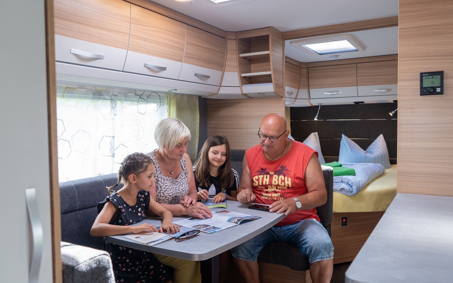 77602dc3-d443-473e-bc01-3ce11c36c84f