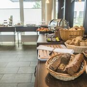 Frische Br&ouml;tchen am Fr&uuml;hst&uuml;cksbuffet, Foto: Harry M&uuml;ller