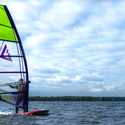 Surfen auf dem Senftenberger See, Foto: Christian Gro&szlig;e