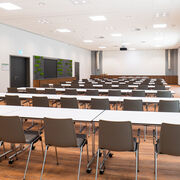 Seenlandsaal im Kulturschiff (Parlementarische Bestuhlung 2), Foto: Gl&uuml;cksfoto GbR - Rico Schwarze